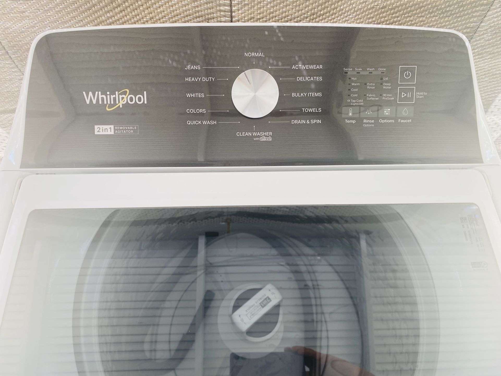 Whirlpool Top Load Washer with a 2-in-1 Removable Agitator