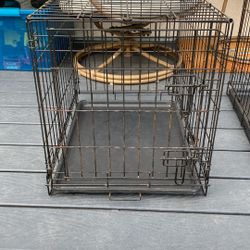 Small Dog/Cat crate 