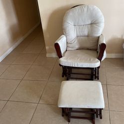 Chair with Ottoman