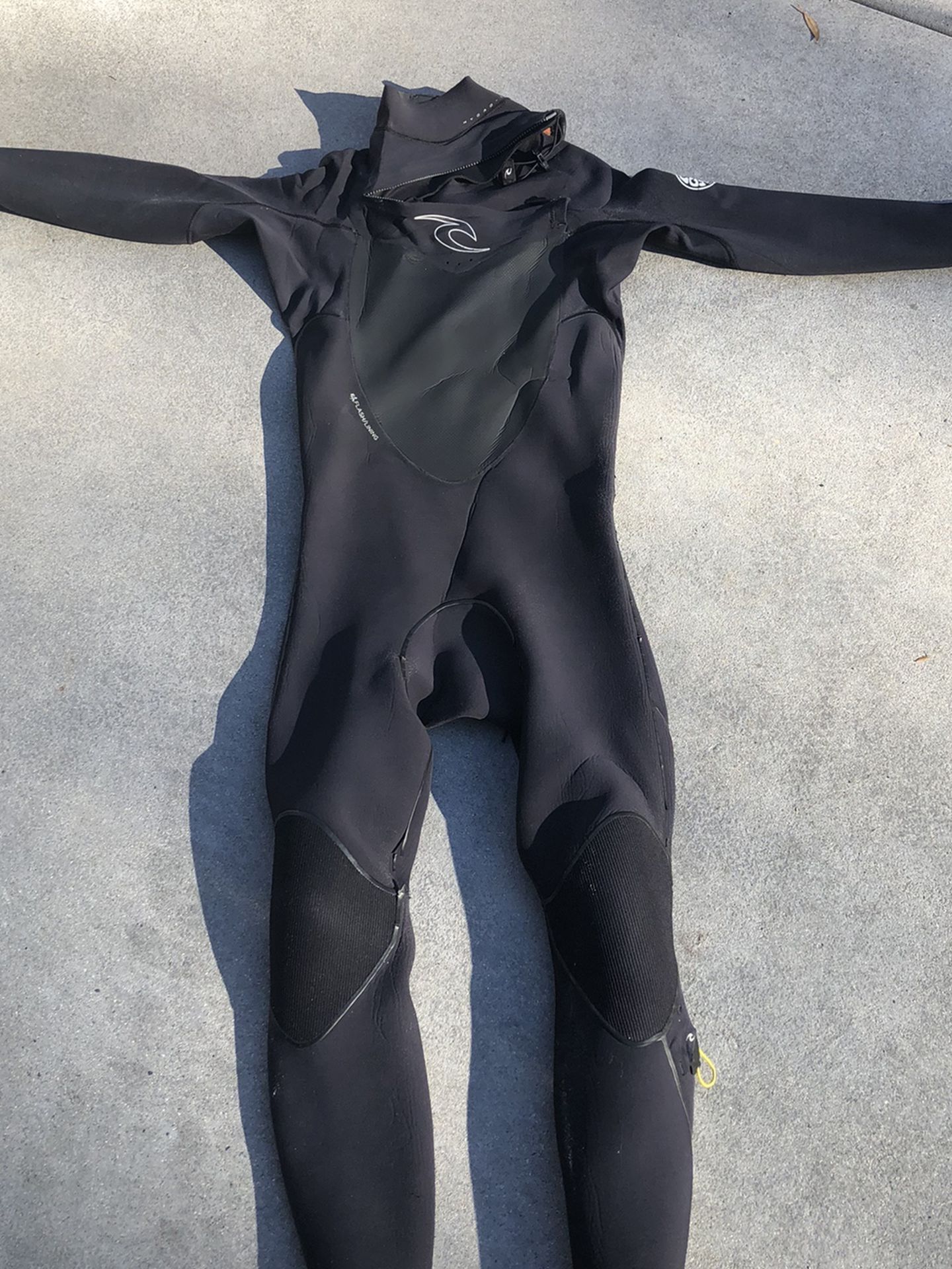 Rip Curl Flashbomb Wetsuit for Sale in San Diego, CA - OfferUp