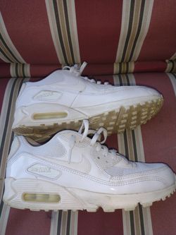 Airmax 90 Girls. White. Size 7.5