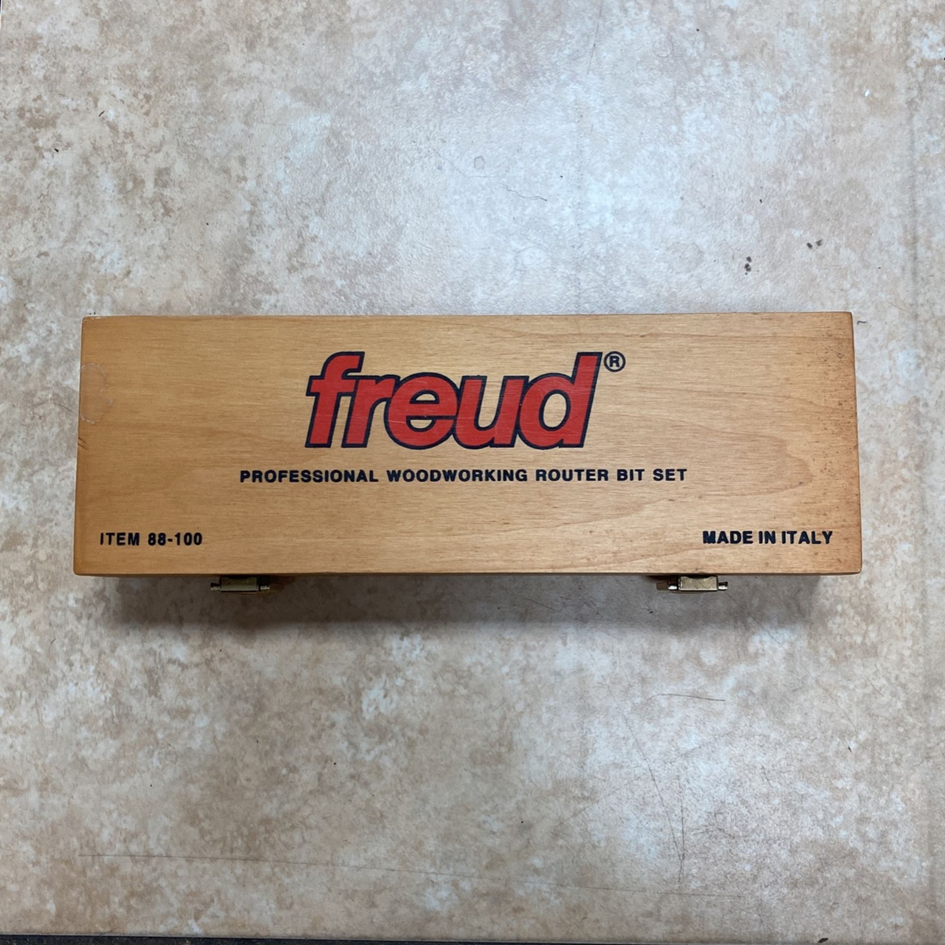 Freud Item 88-100 Professional Woodworking Router Bit Set