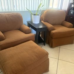 Arm Chair Set With matching ottoman 
