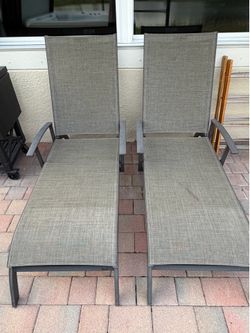 Loungers