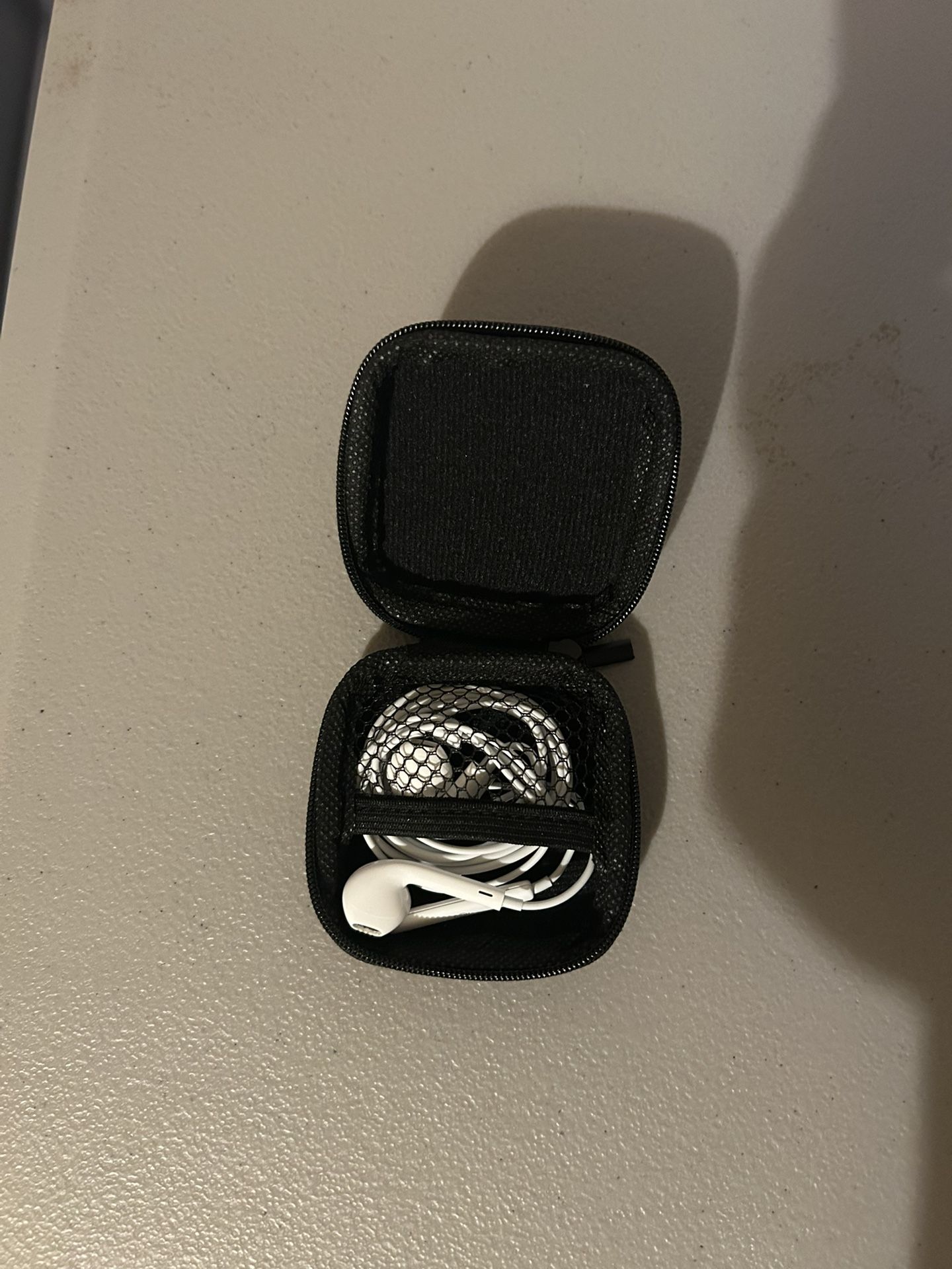 Apple Wired Earbuds