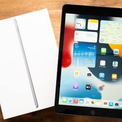 NEW APPLE IPAD 9 9TH GEN 64GB CELLULAR + WiFi + CASE + USB+ APPLE CAR