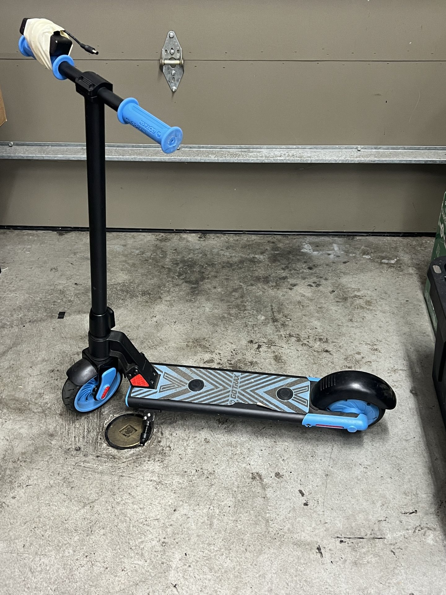 Gotrax GKS Electric Scooter for Kid Ages 6-12, 6" Wheels Lightweight Electric Kick Scooter for Kid, Blue
