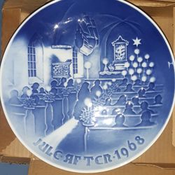 B&h Christmas Plates