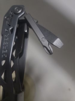 Gerber multi tool knife, new