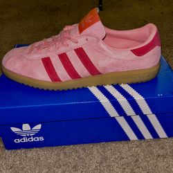 Adidas Bermuda Sneaker (Pink) W10, M 8 1/2