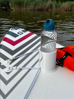 Paddle board cup holder