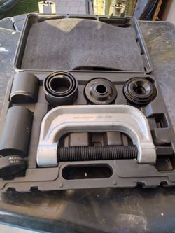 Ball joint service kit