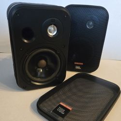 JBL Control 1 Xtreme 8 Ohms (Pair + Wall Mounts)