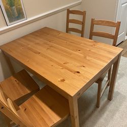 Wooden Kitchen Table / Chairs