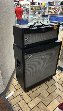 Fender mustang V amp head and cabinet