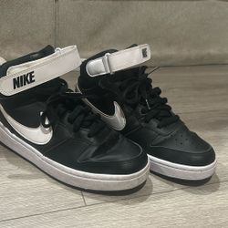 Nike Jordans Size 6y In Us 