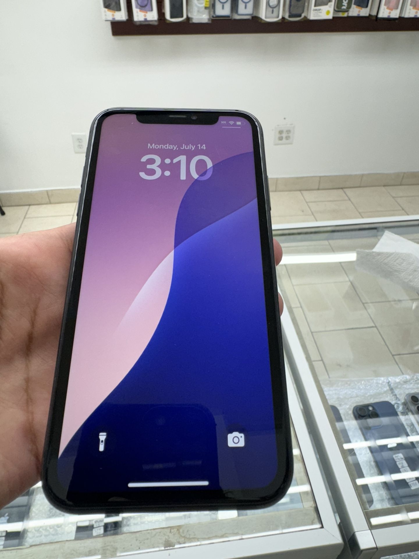 iPhone 11 Factory Unlocked