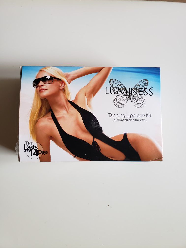 Luminess Air Airbrush Tanning Stylus Upgrade Kit w/Deep Solution No compressor. Condition is New. Open box.