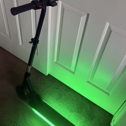 Jetson Omega Scooter 