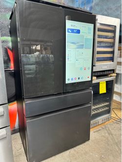 Samsung Bespoke AI 4-Door French door 23 cu. ft.