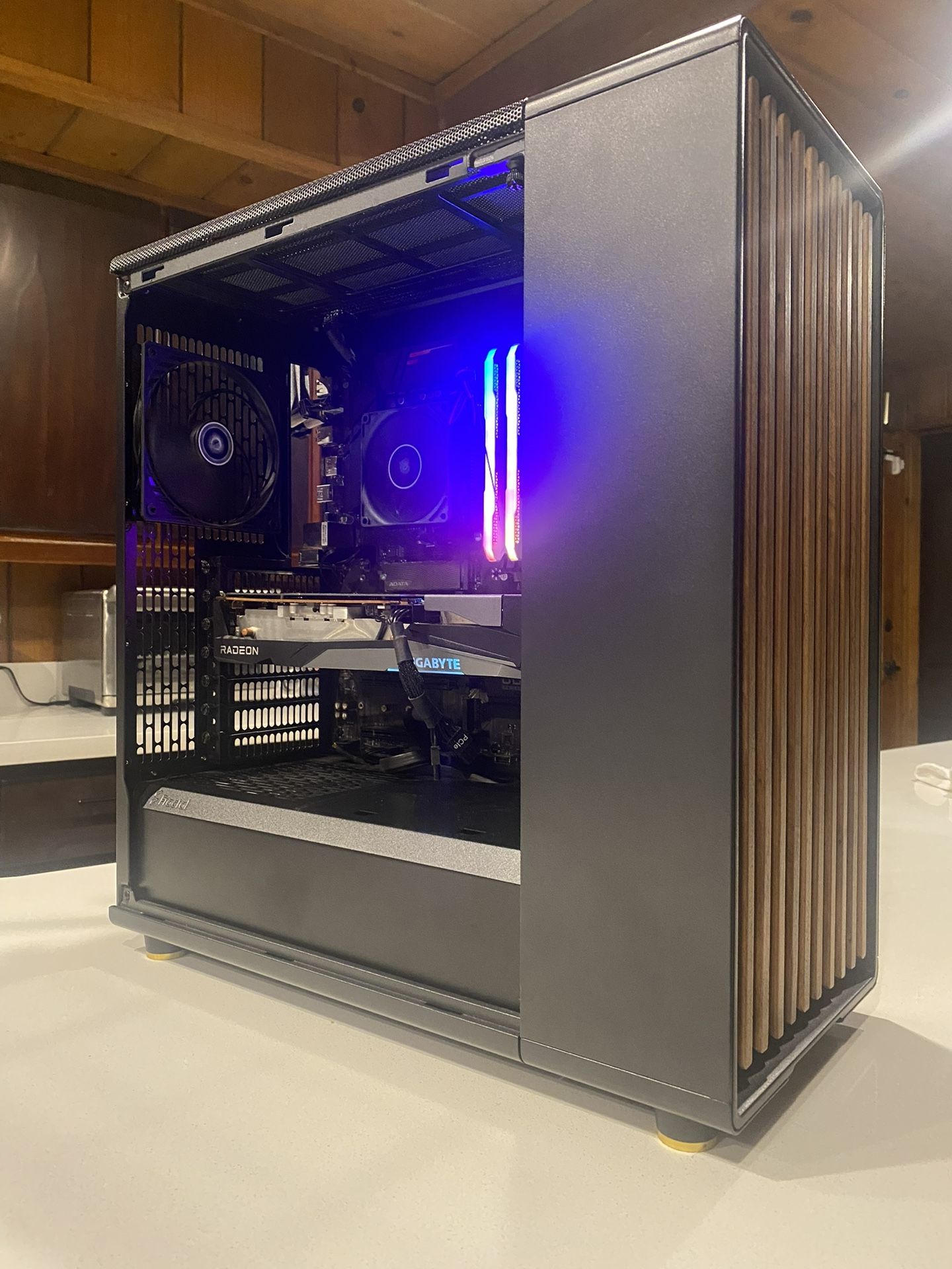 Gaming PC -Rx6600xt,Rysen 3 3100, 32 GB RAM 