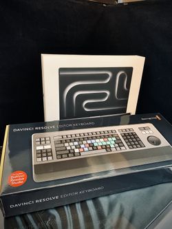 Blackmagic Design DaVinci Resolve Editor Keyboard with Resolve Software