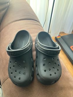 $10, Boys Crocs shoes size 4