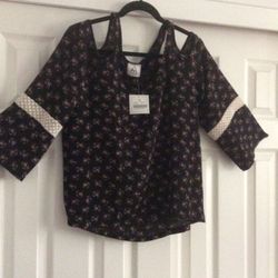 Women’s Clothing 2 Blouses 