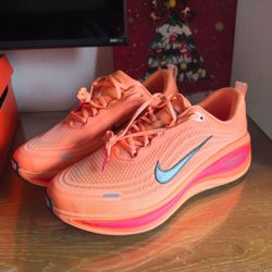 Nike Vomero Plus Orange Pulse