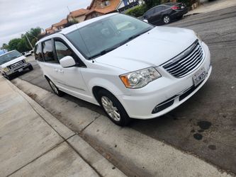 2014 Chrysler Town & Country