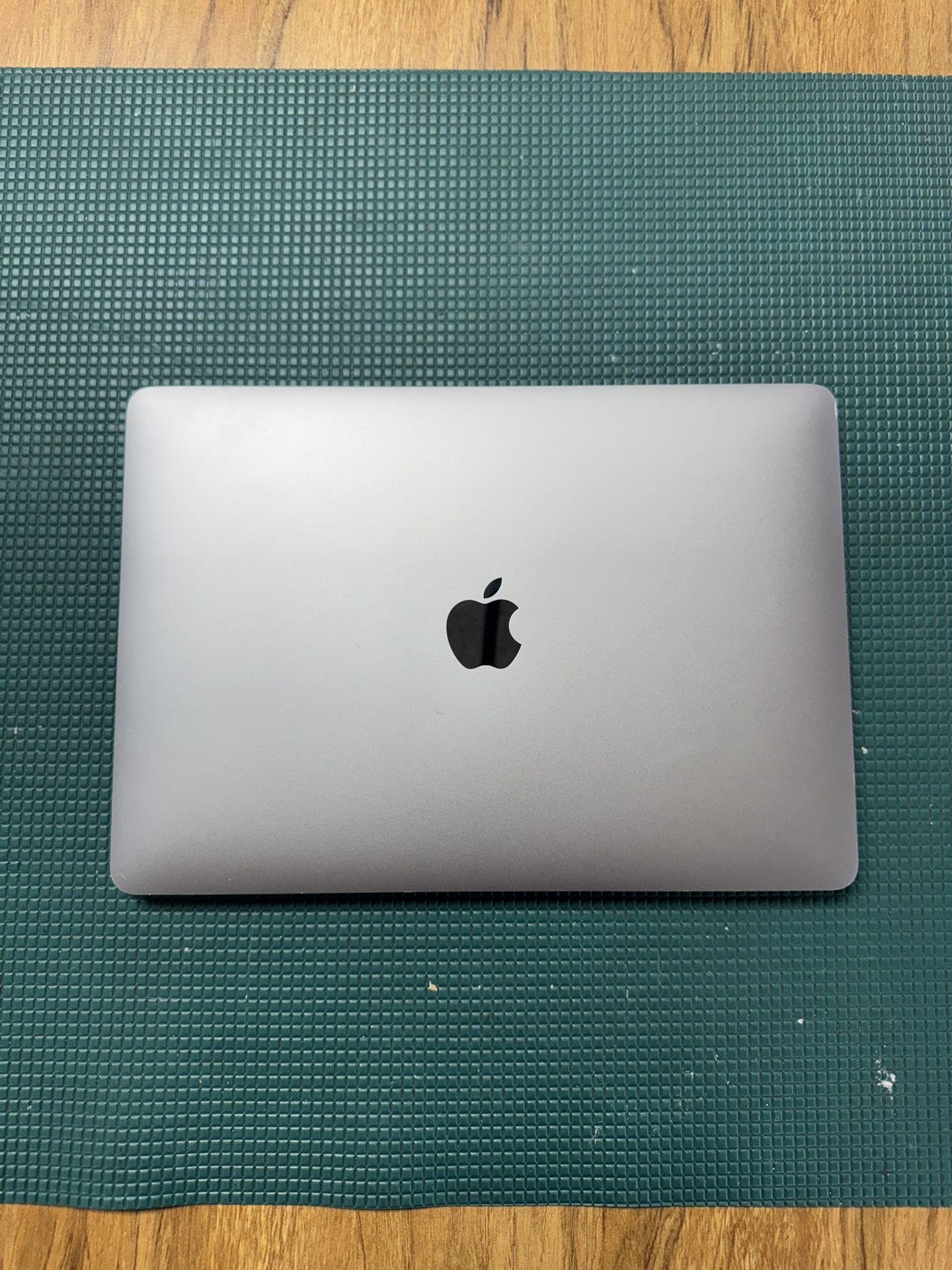 2020 M1 MacBook Air