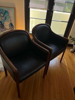 MCM leather chairs (pair) Gunlocke
