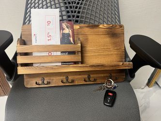 Wall Key Older and mail Organized 