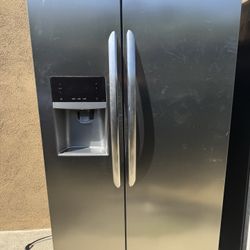 Frigidaire Double Door 