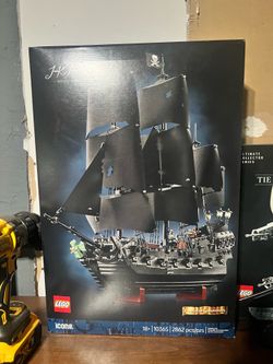 Lego captain jack sparrows ship