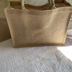 Burlap tote bag