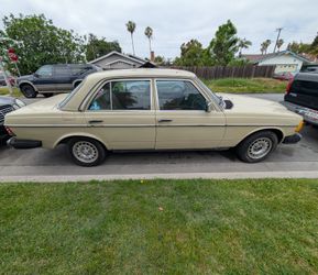 1982 Mercedes-Benz 240d