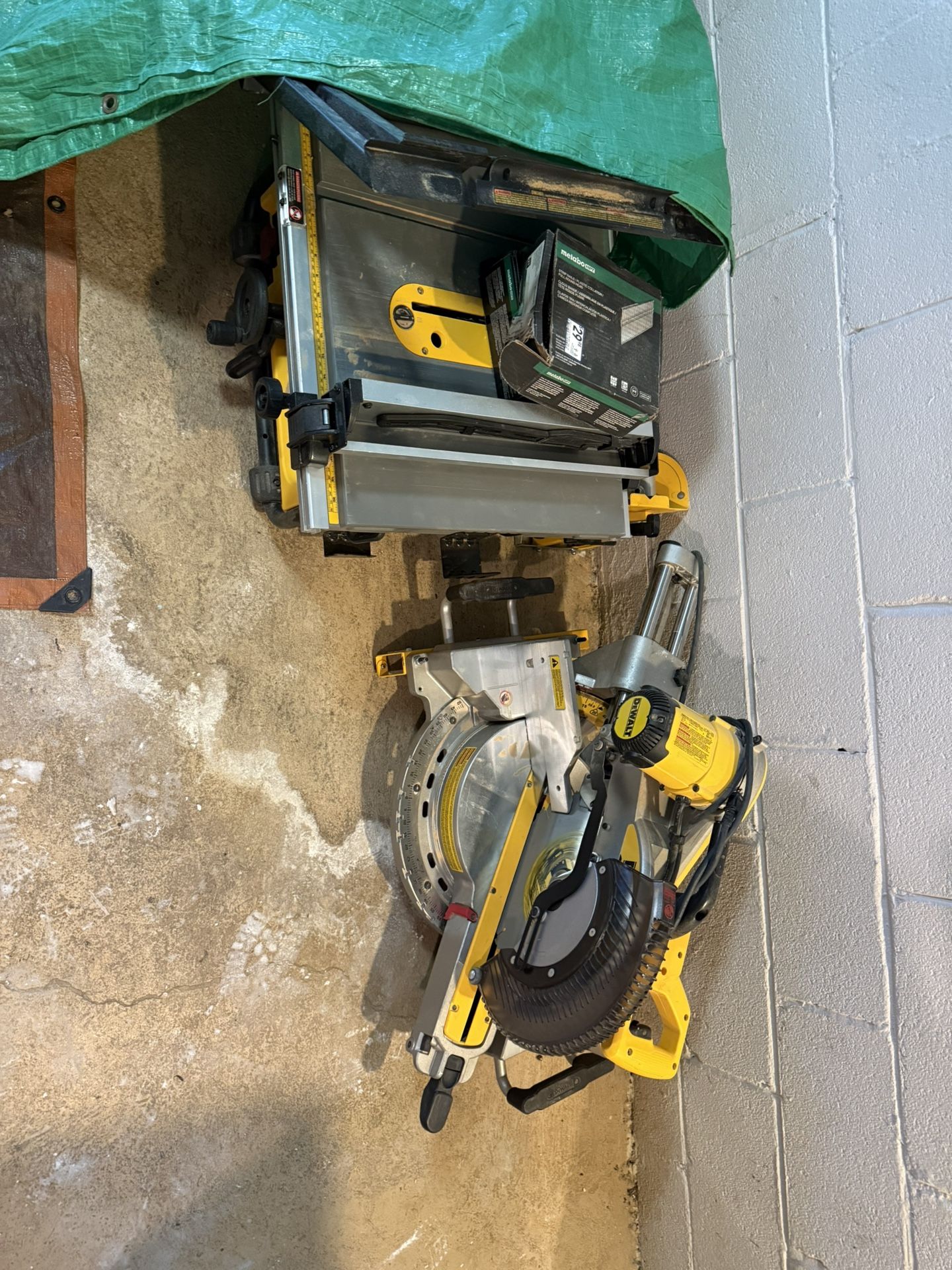 Dewalt Table Saw 8” And Miter Saw 12” 