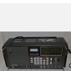 Grundig Satellit 800 FM Base Receiver