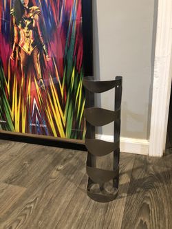Metal Wall Wine Holder 🍾🔥