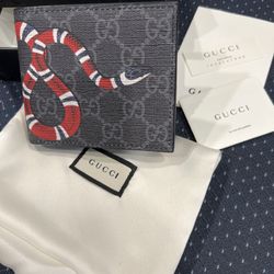 Men’s Gucci Wallet 