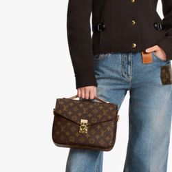 LV After Christmas Sale! 