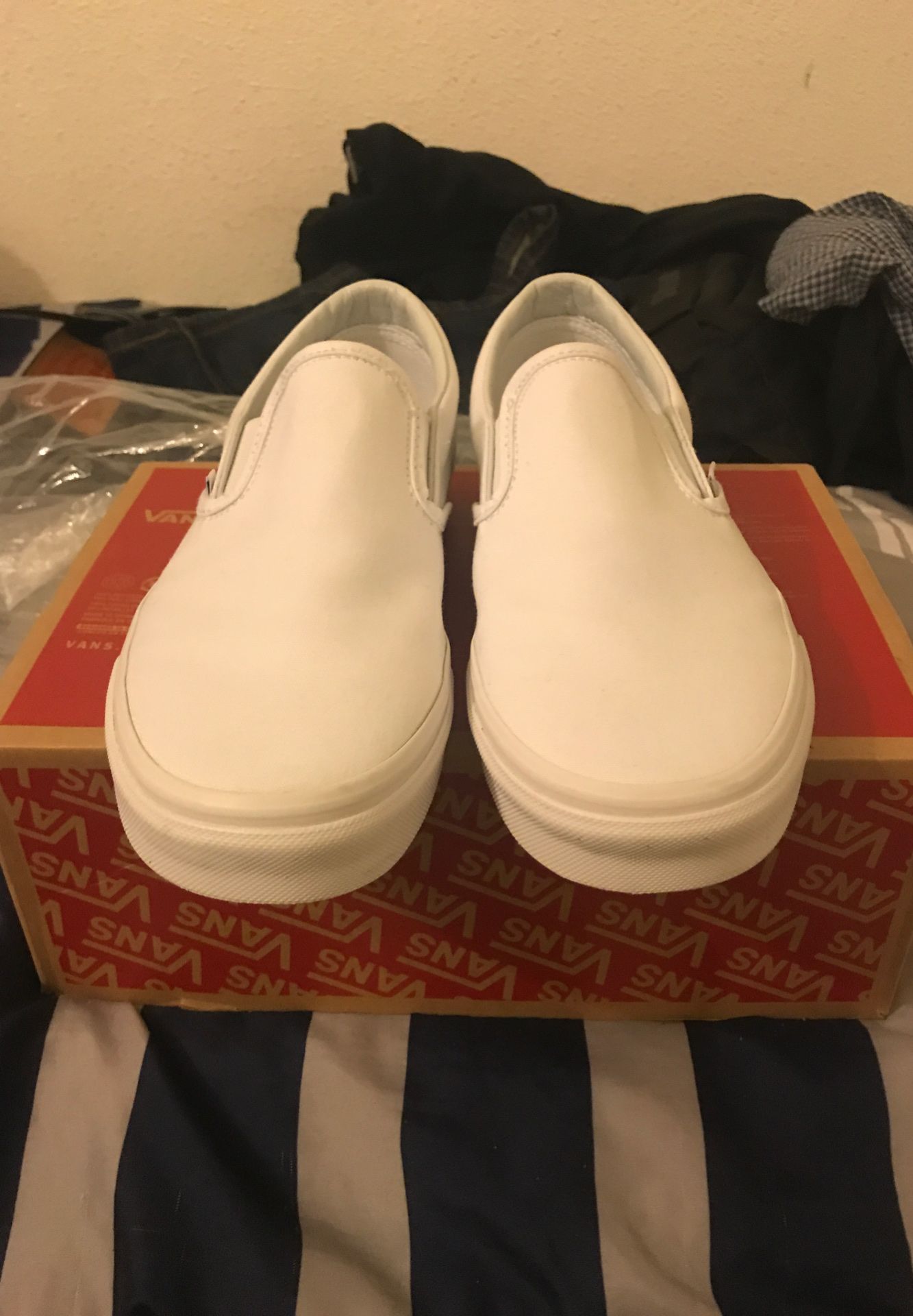 Vans/ white /skate shoes/size9.5 m