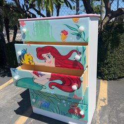 Little Mermaid 5 Drawer (( Limited Edition 