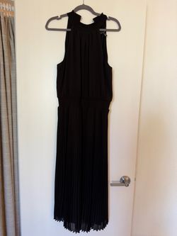 White House Black Market Black Sleeveless Pleated Maxi Dress