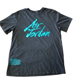 Air Jordan flight T-shirt $25 (Good Condition) Size L 