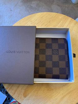 Blue And Black Louis Vuitton Money Clip for Sale in Los Angeles, CA -  OfferUp