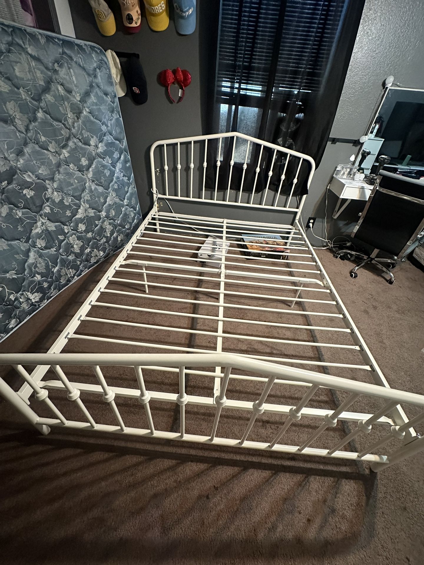 Queen Bed Frame 