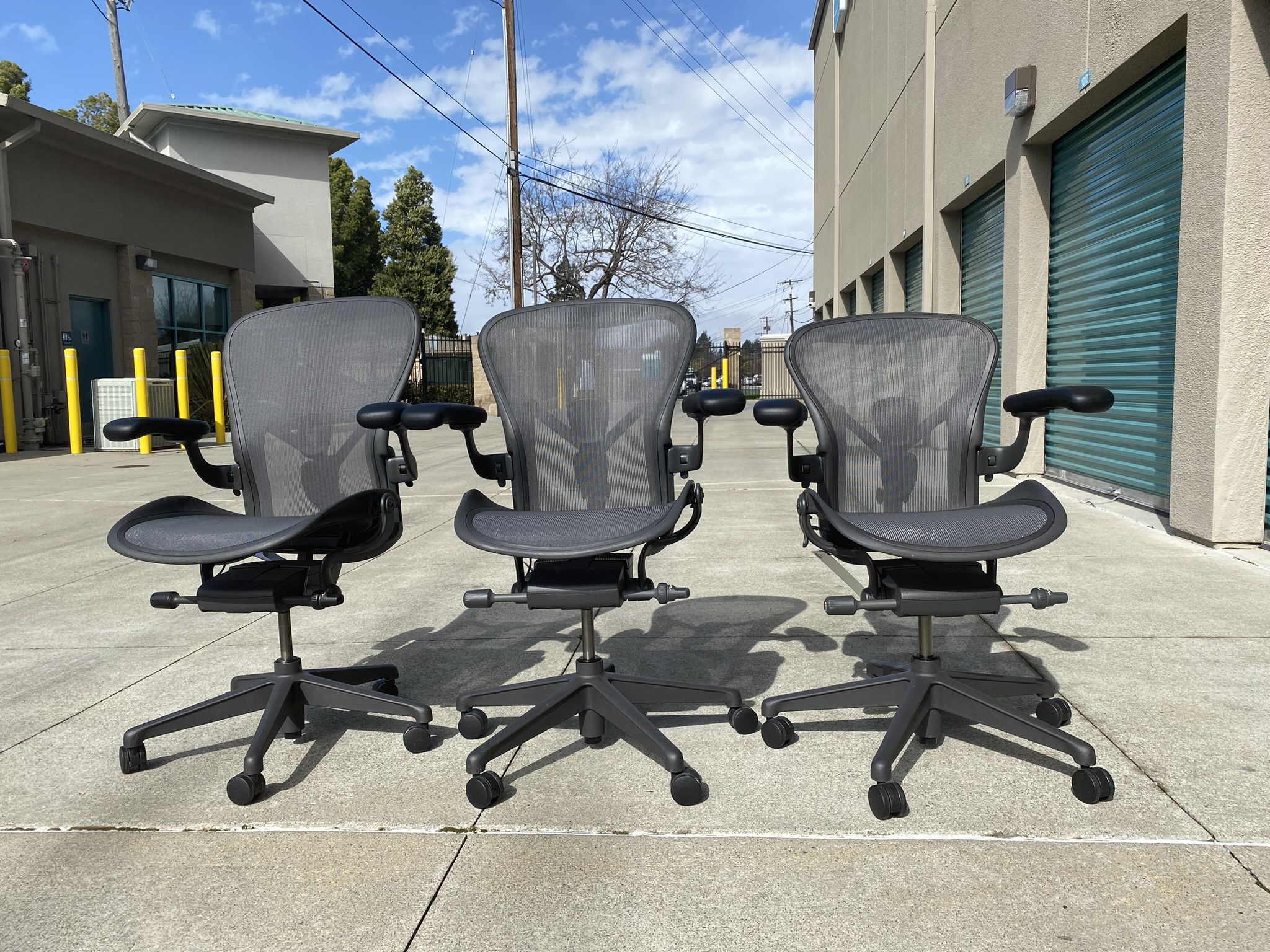 Herman Miller Remastered Aeron Chairs Size A