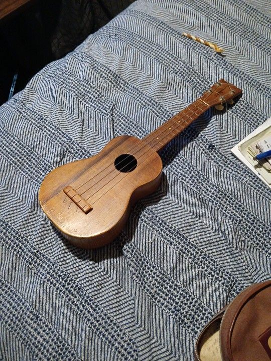 Antique Ukulele